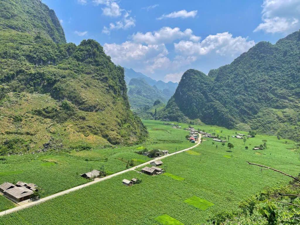 Thuy Anh Hotel ห่าซาง ภายนอก รูปภาพ